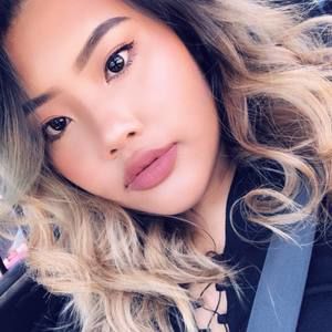 Meet your Posher, Cecilia